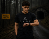 T-shirt Dark – Winden Time Loop Edition